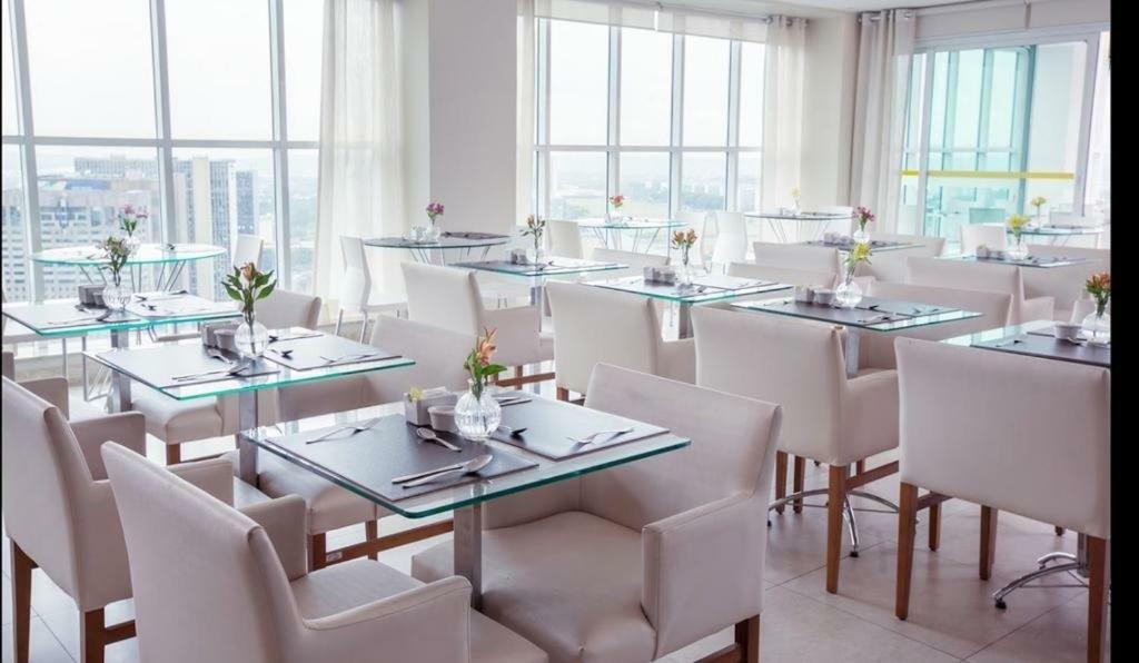 Ed Saint Moritz, Flat Com Garagem 02, Shn No Coracao De Brasilia Leilighet Eksteriør bilde